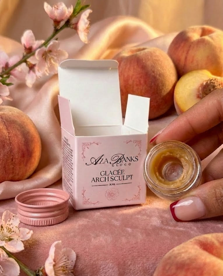 The Mini-Sculpting & Conditioning Brow Pomade